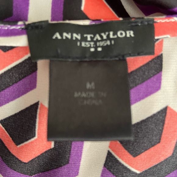 Ann Taylor Sleeveless Blouse - Picture 2 of 4